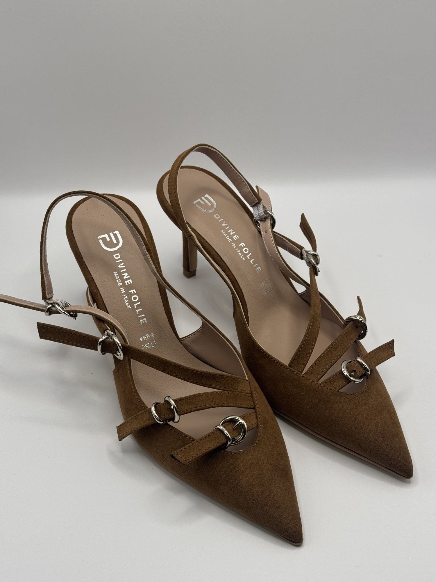 Slingback con fibbiette Divine Follie - GiuGiò | Shop online